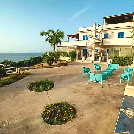 Magico Appartamenti Scafa - Marina Capo dʼOrlando Exterior foto